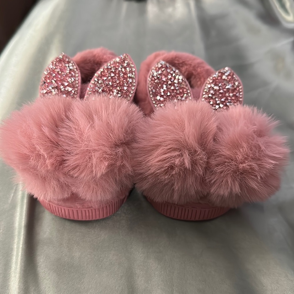 New faux fluffy pink bunny ear rubber sole shoes